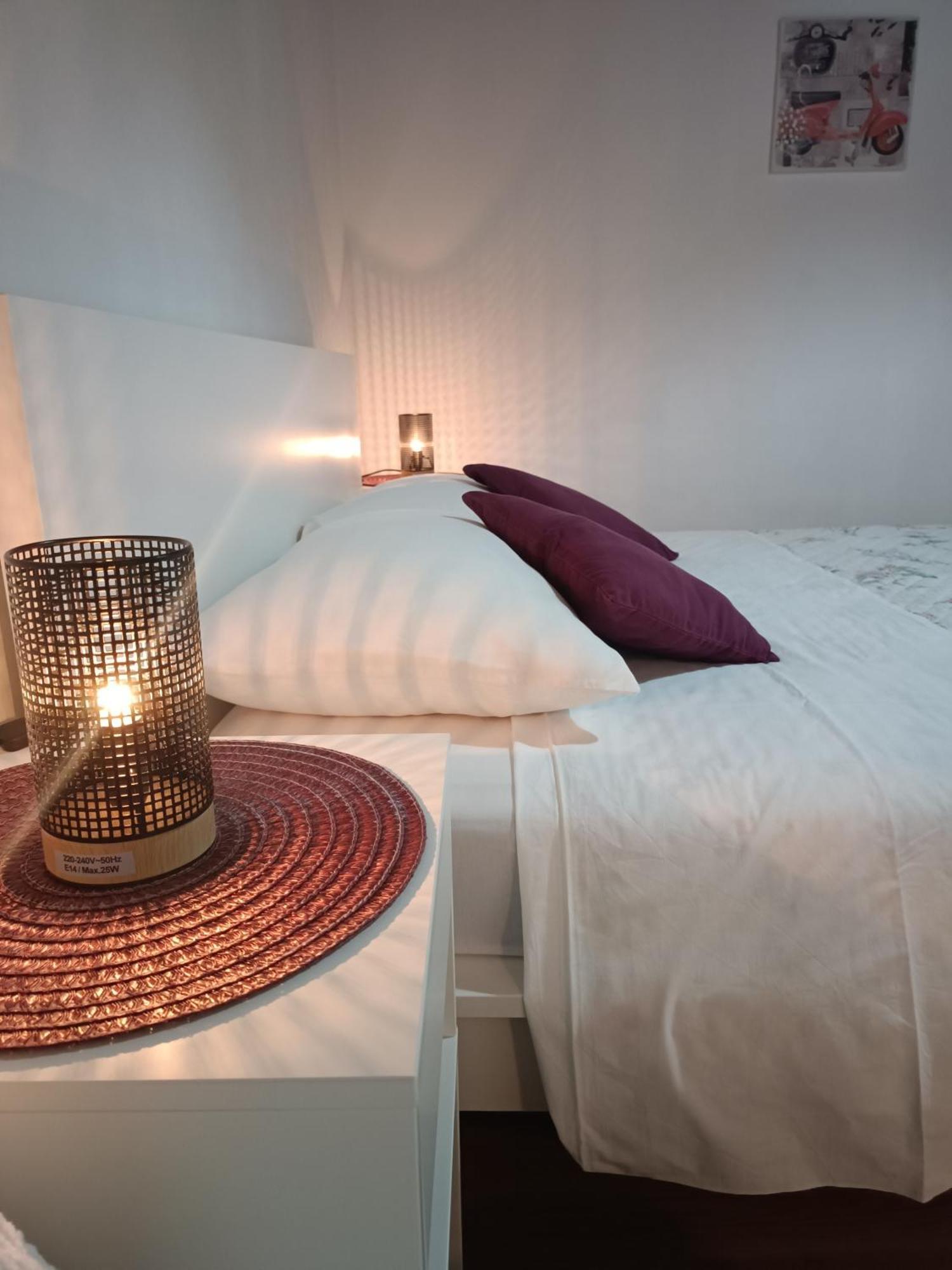 Apartments Lucic Hvar Town Luaran gambar
